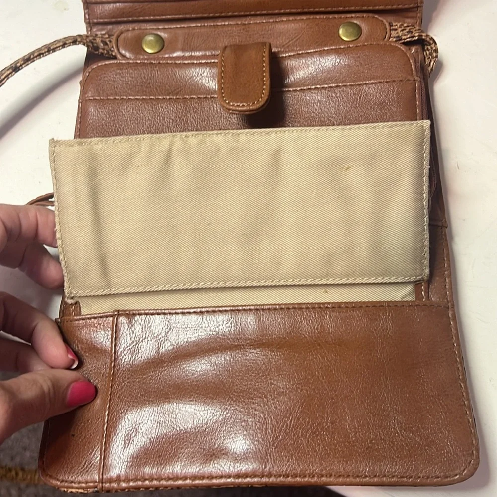 Coldwater Creek Purse Wallet Cross Body Bag Card Organizer Tan Brown - Picture 7 of 12